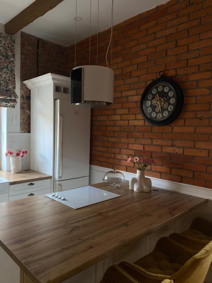Anny Lajming 2d Apartment