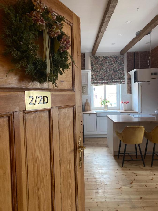 Anny Lajming 2d Apartment